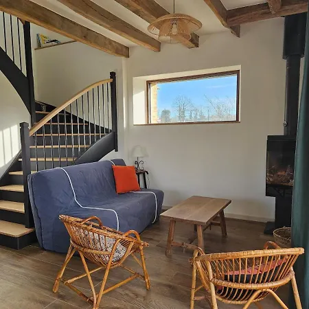 Mitoyen Au Calme 度假居