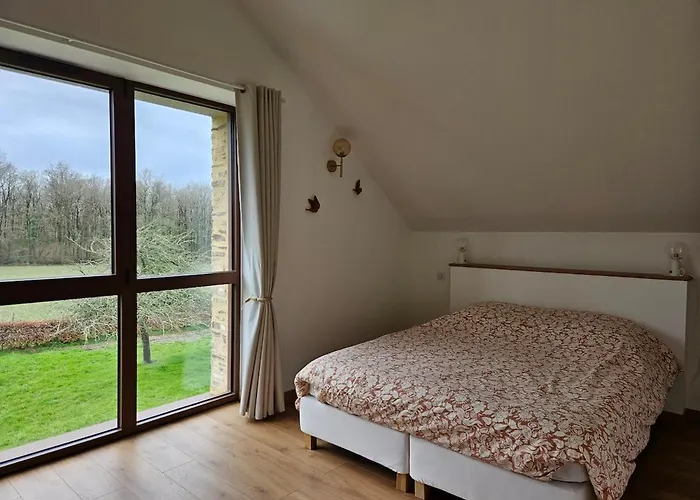 Mitoyen Au Calme Casa de Férias *