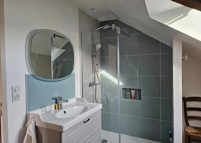 Hébergement de vacances Mitoyen Au Calme *